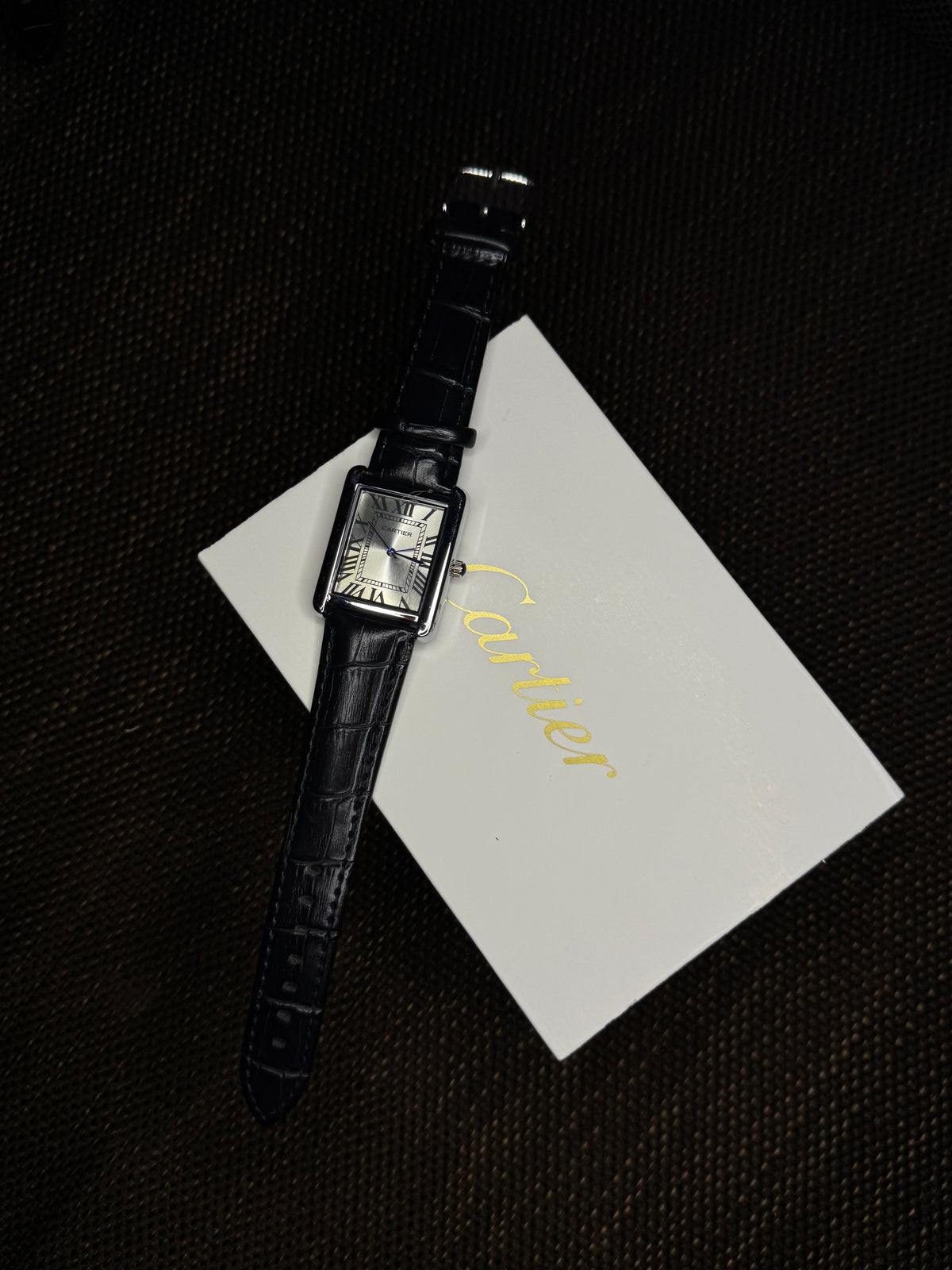 Cartier tank | black white roman dial